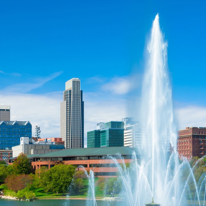 Omaha skyline and fountain