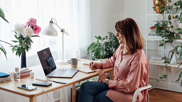 Home Office Essentials for Today's Remote Workers, by Hirect