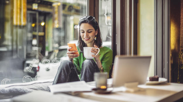 employer demonstrating time theft by drinking coffee and looking at phone