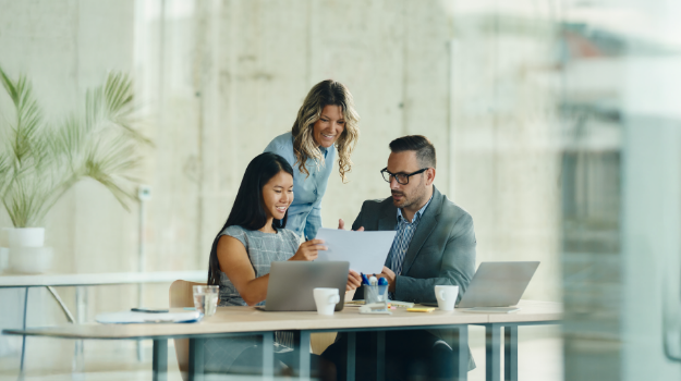 employees working in an effective work enviroenment