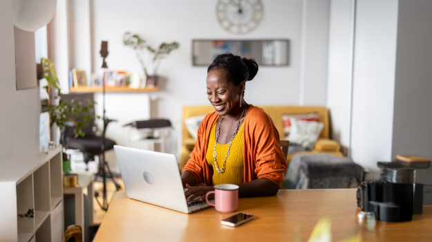an hr professional onboarding new employees on computer