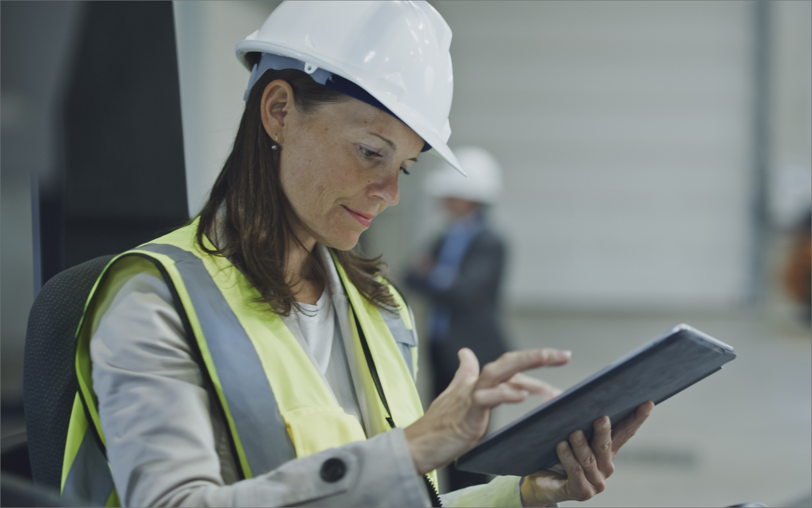 employee navigating compliance training on an LMS