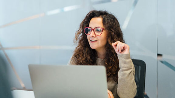 an HR professional practicing HR compliance