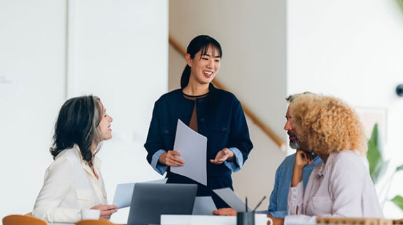 female employer talking about inclusive leadership