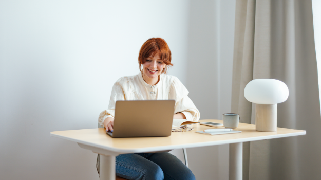 a women using a computer to automate a workflow process